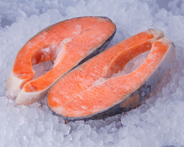  Стейки из форели свежеморожены