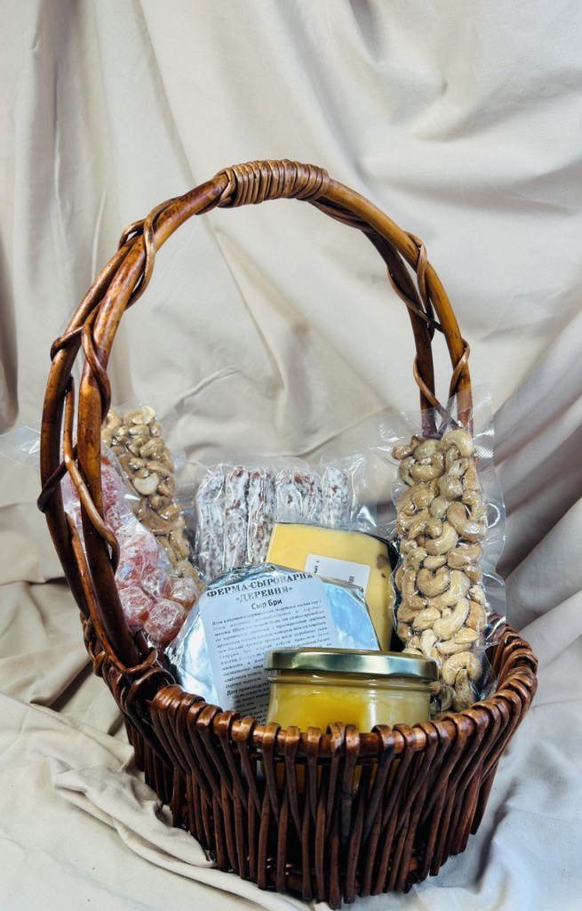  Корзинка малая «Гастрономическое путешествие»