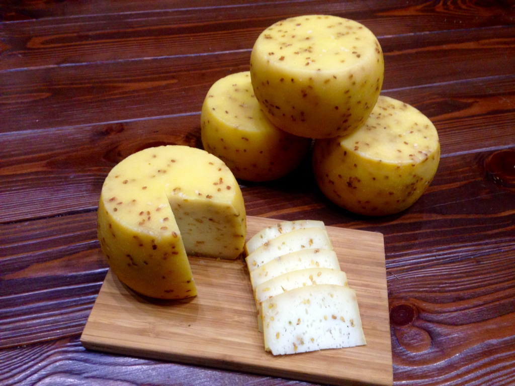  Сыр Solide de Village из коровьего молока с пажитником